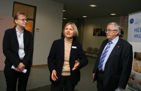 Wohlert_Scherer_Hanisch_KONTEXT Wohlert_Scherer_Hanisch_KONTEXT