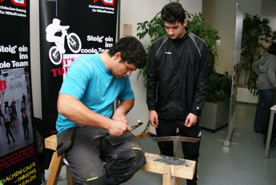 Dachdecker_KONTEXT Dachdecker_KONTEXT