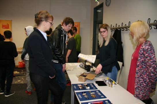 Pinsel_KONTEXT Pinsel_KONTEXT