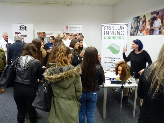 Friseure_Agentur_fuer_Arbeit_Nuernberg Friseure_Agentur_fuer_Arbeit_Nuernberg