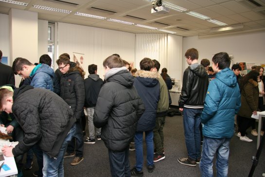 Berufsbörse2_KONTEXT Berufsbörse2_KONTEXT